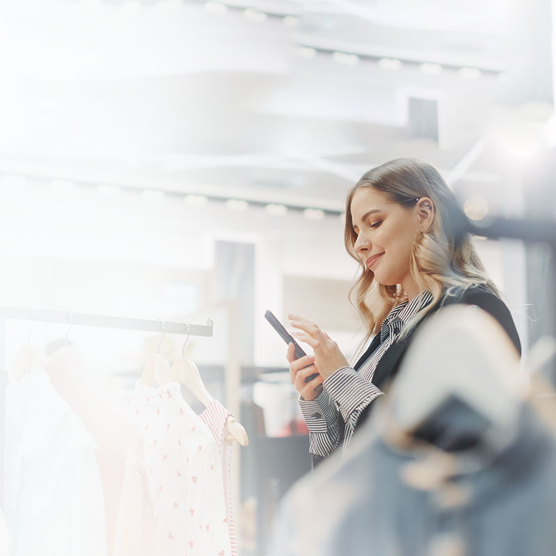 retail ecommerce industry hero