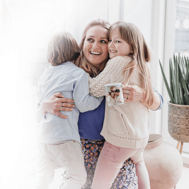 Yoursurprise customer story woman with children hero